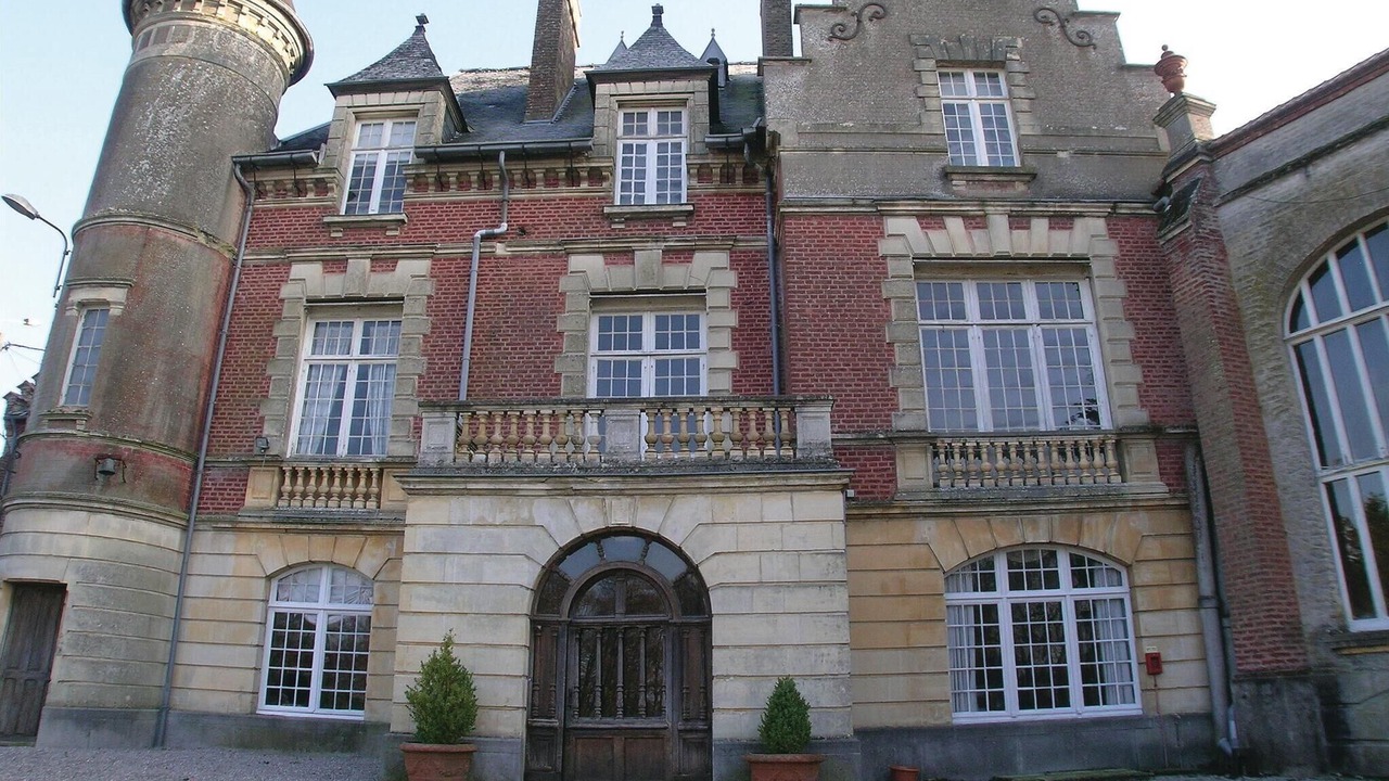 Photo of Others in Marconne