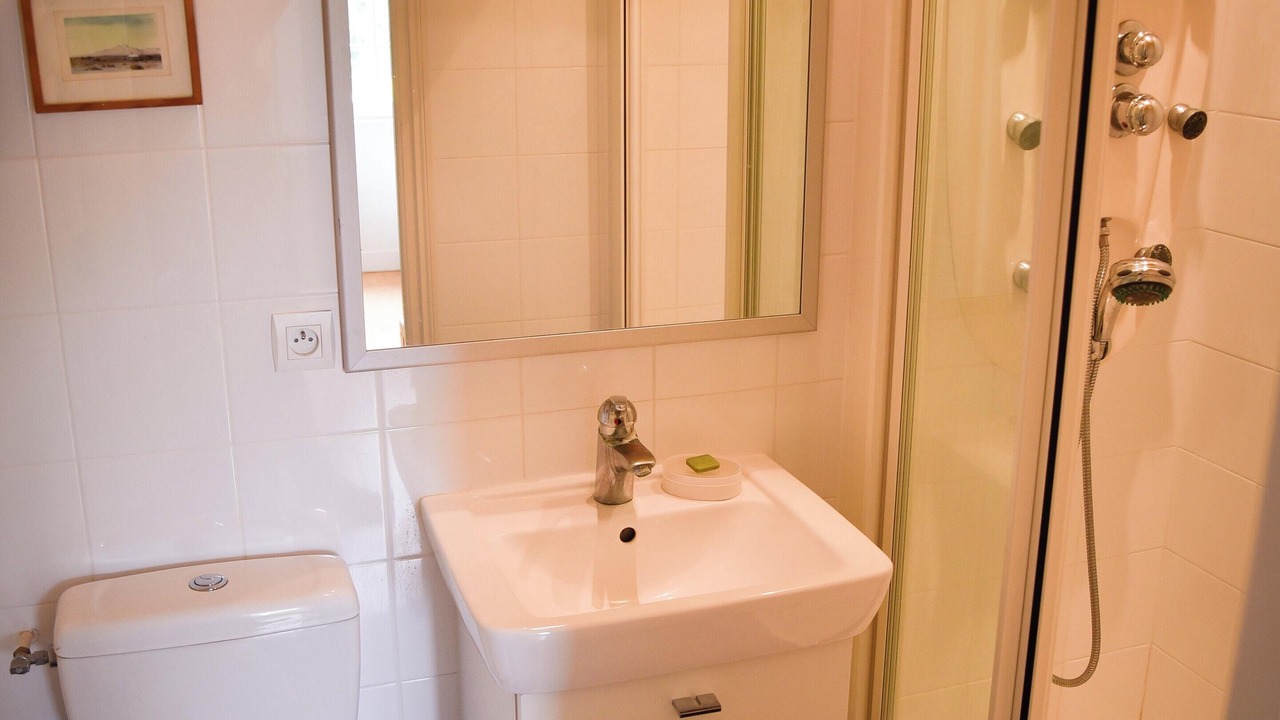 Photo of Bathroom in Gonneville-sur-Mer