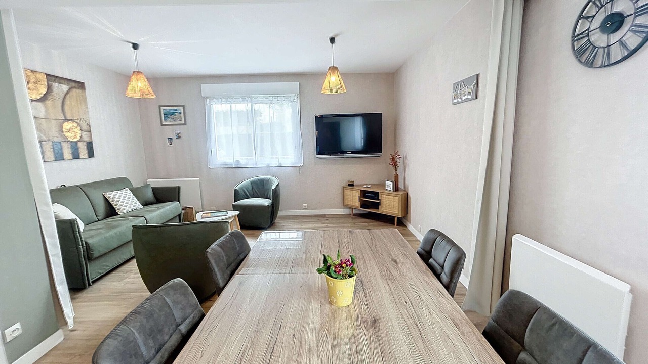 Photo of Livingroom in Jullouville-les-Pins