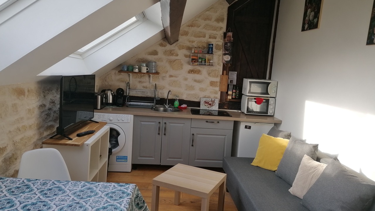 Photo of Livingroom in Echarcon