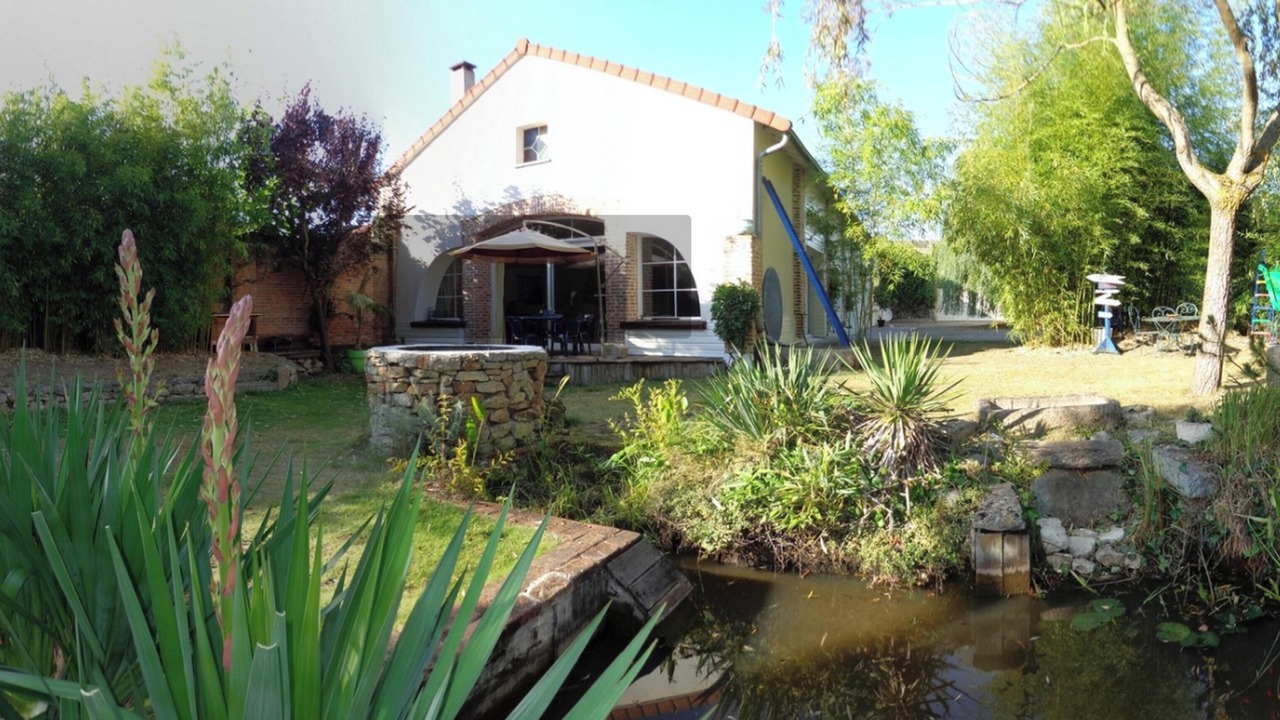 Photo of Outdoor in Montlucon