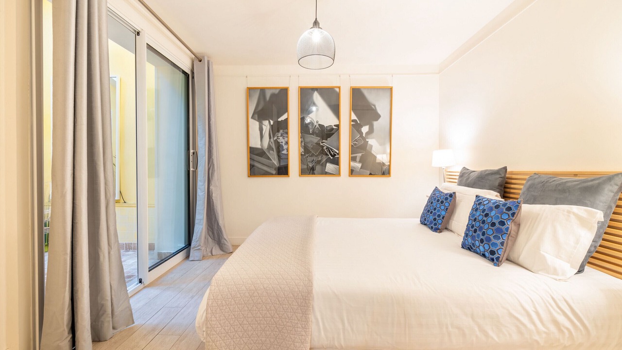 Photo of Bedroom in Saint-Merri
