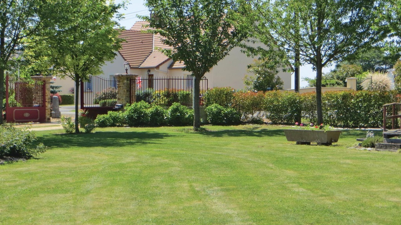Photo of Bedroom in Juigne-sur-Sarthe