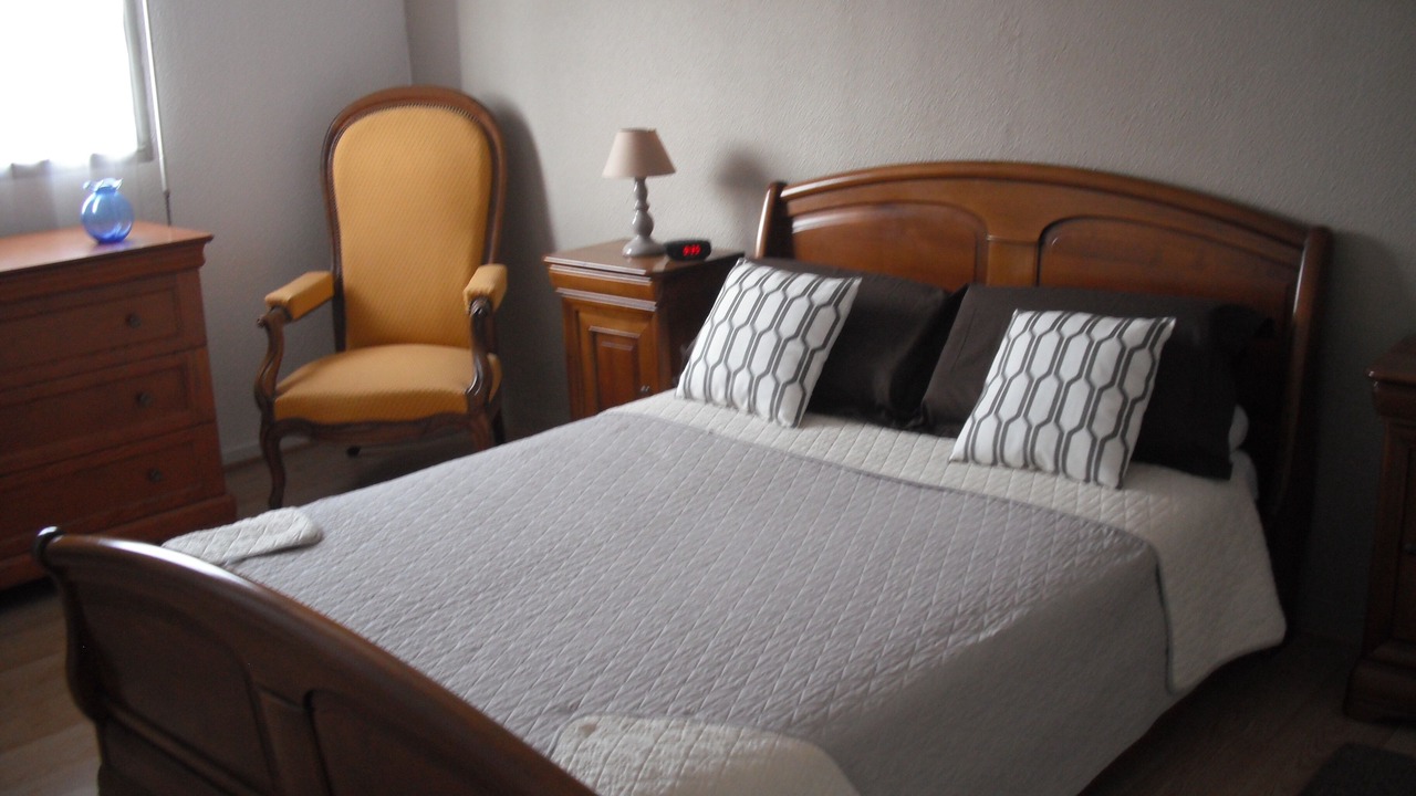 Photo of Bedroom in Faubourg-Raines