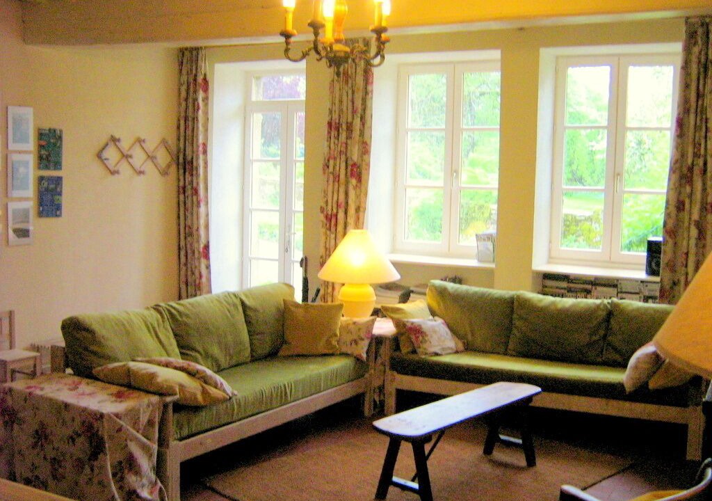 Photo of Livingroom in Quarre-les-Tombes