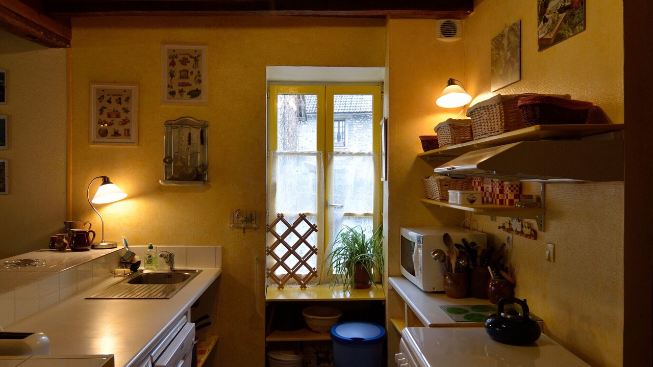 Photo of Kitchen in Quarre-les-Tombes