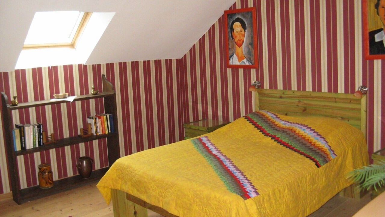 Photo of Bedroom in Sarrey
