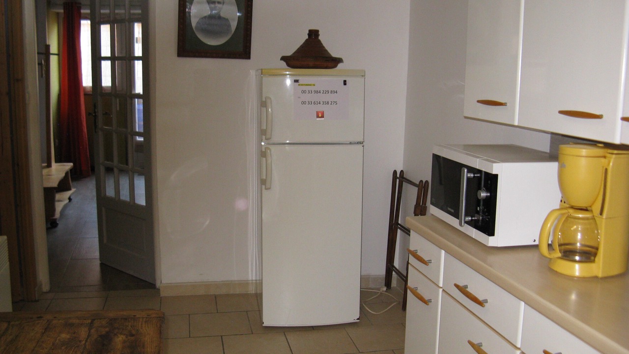 Photo of Kitchen in Sarrey