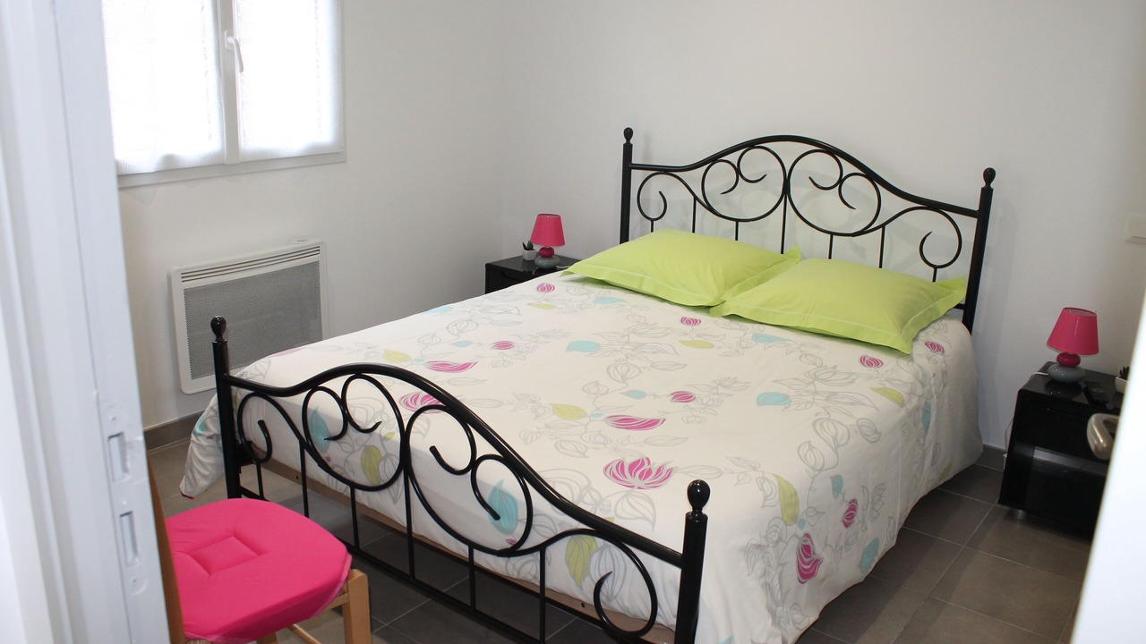 Photo of Bedroom in Herenguerville