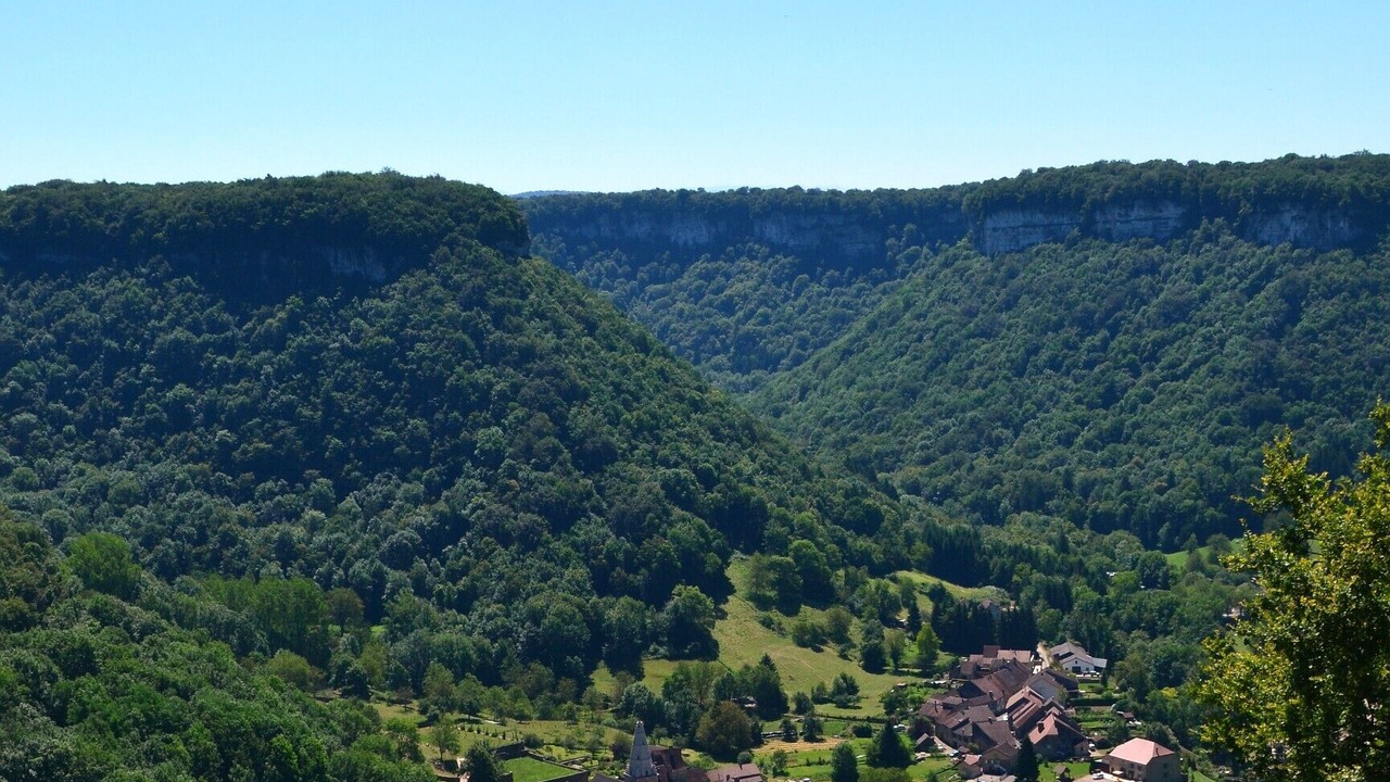 Photo of Others in Villerserine