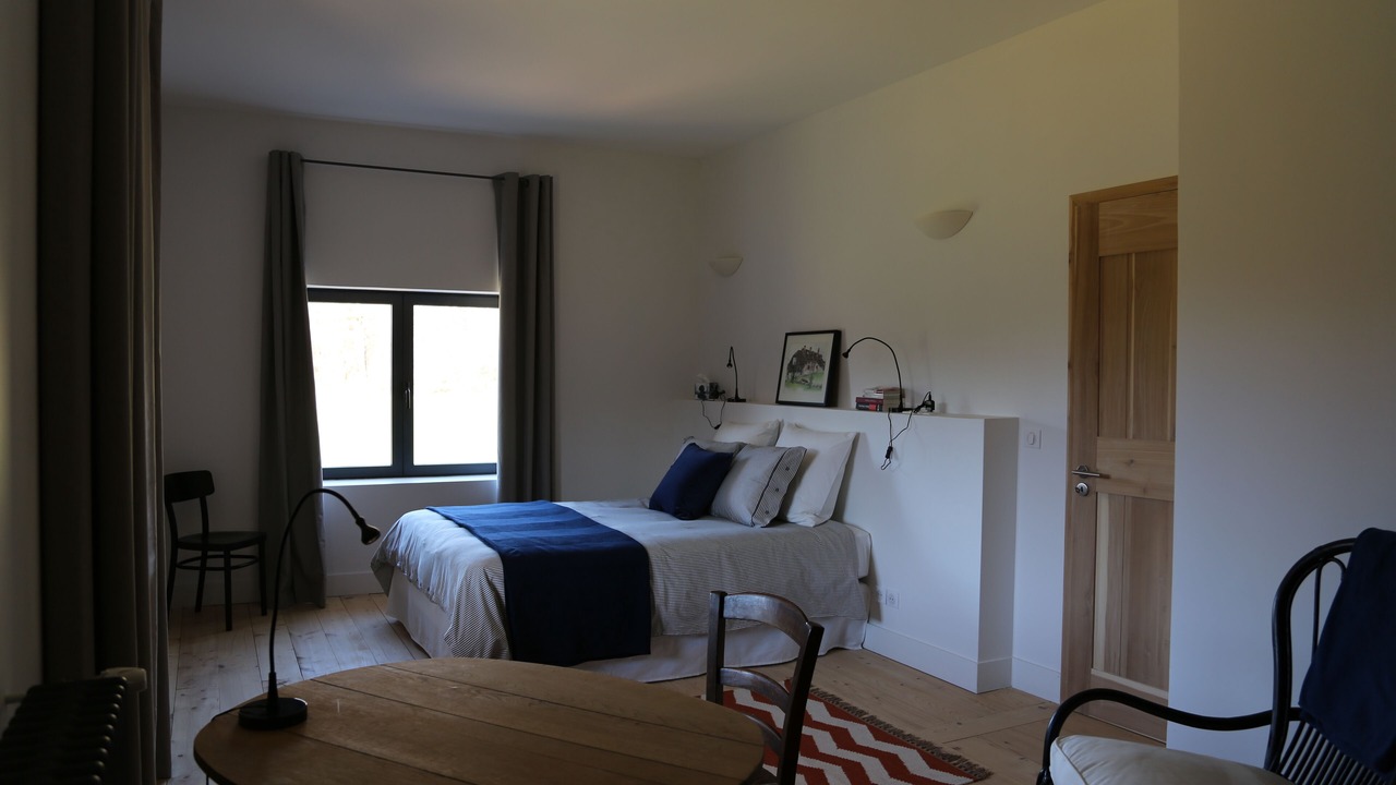 Photo of Bedroom in Romenay