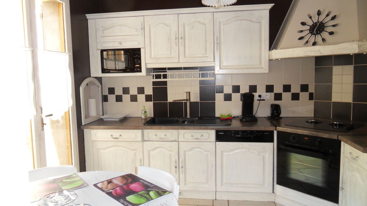 Photo of Kitchen in Jouvence