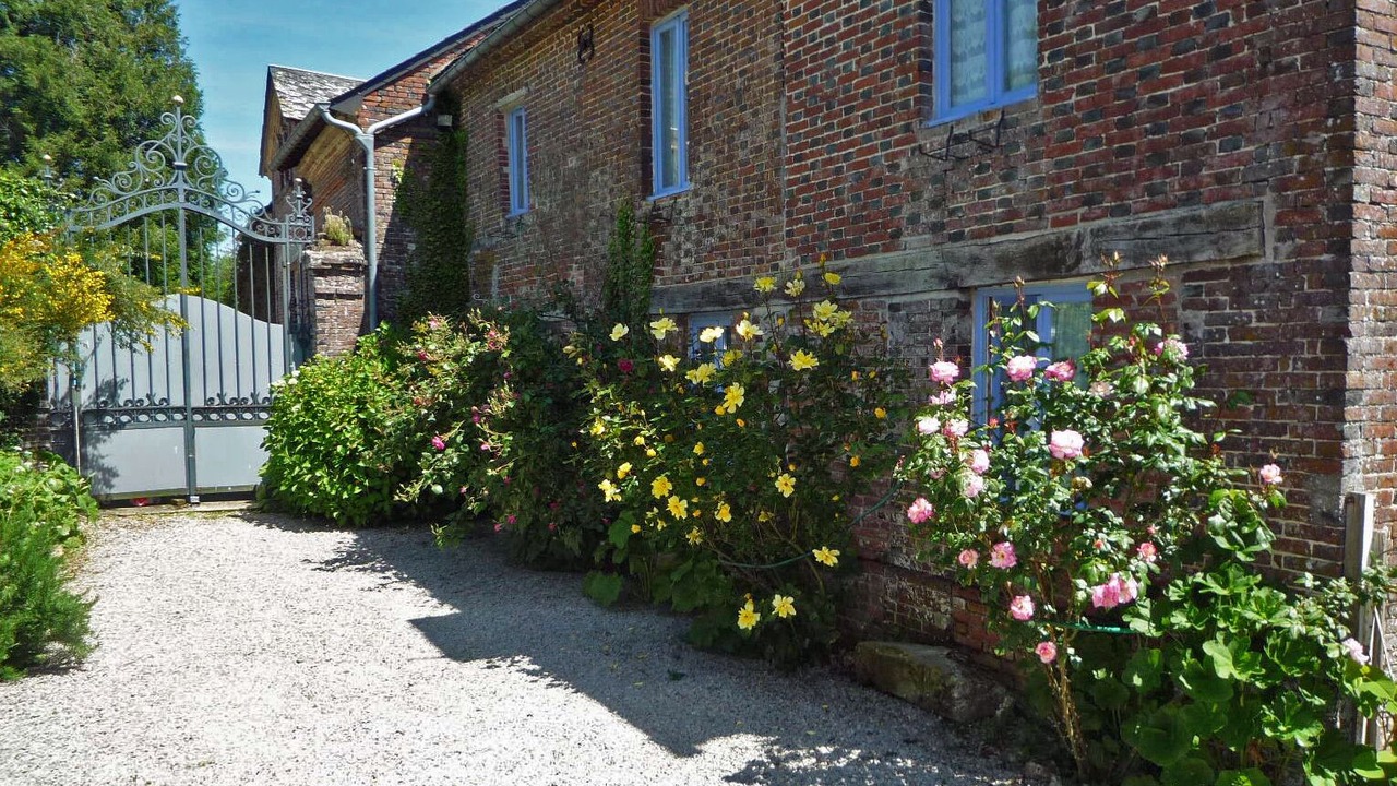 Photo of Others in Avernes-Saint-Gourgon