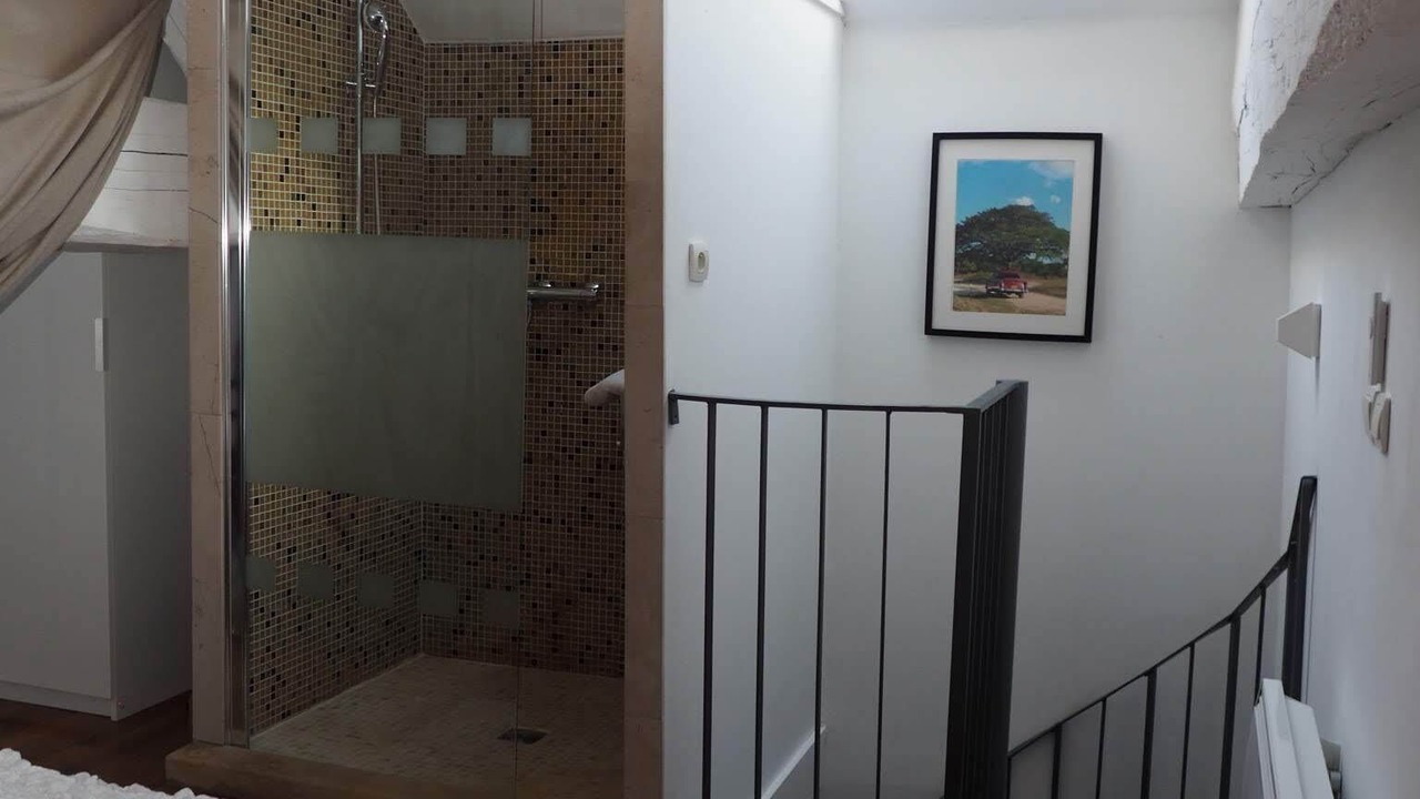 Photo of Bedroom in Nuits-Saint-Georges