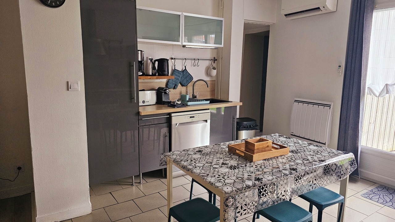 Photo of Kitchen in Bourbourg