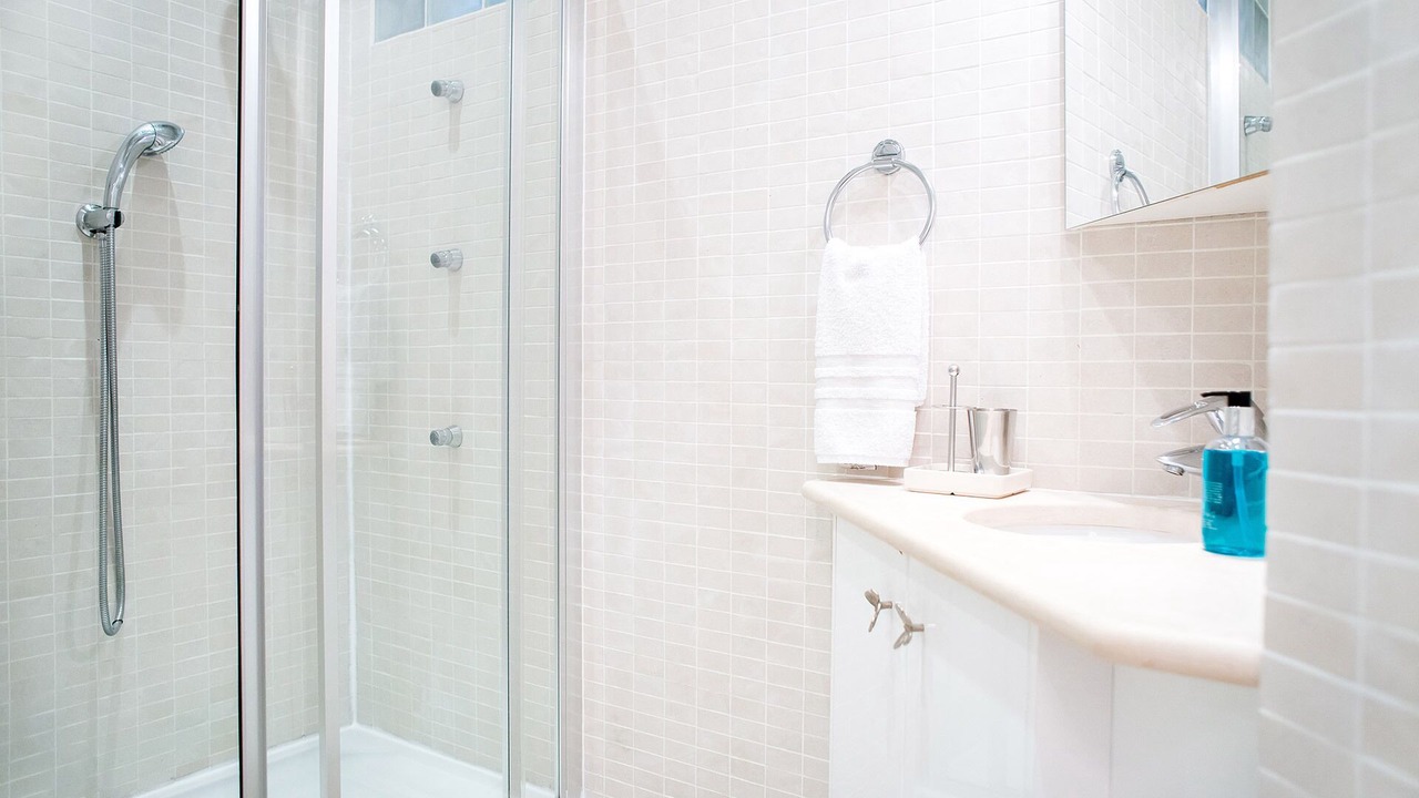 Photo of Bathroom in Quartier du Gros-Caillou