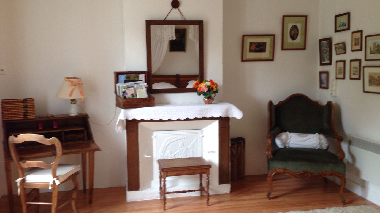 Photo of Bedroom in Broyes