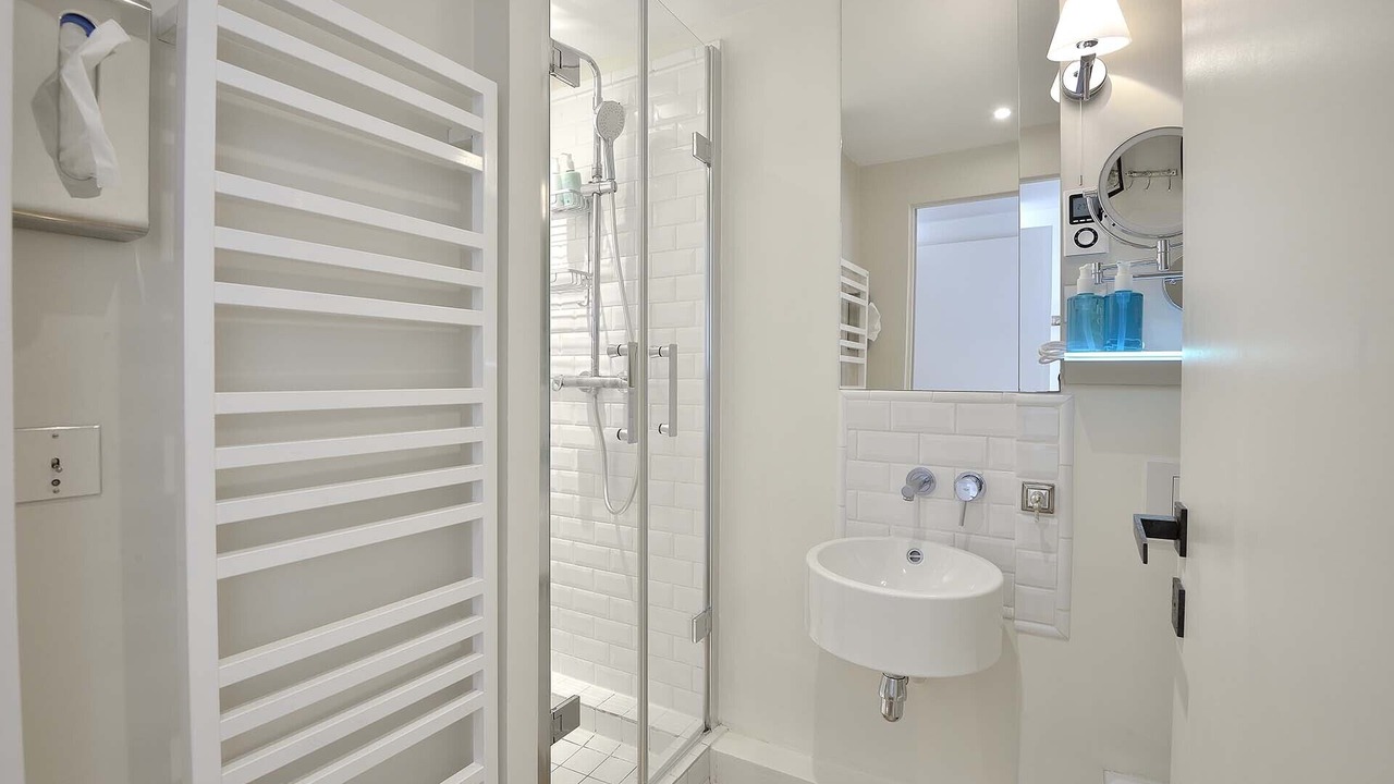 Photo of Bathroom in Paris City Center