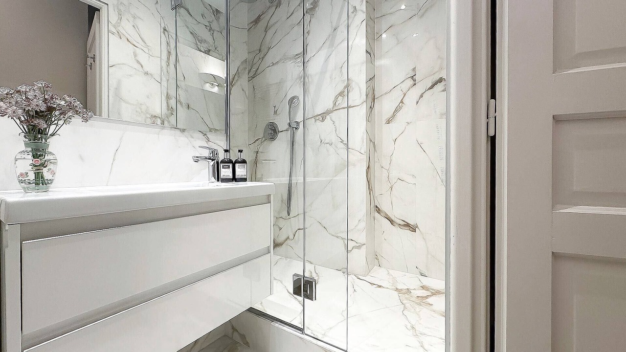 Photo of Bathroom in Quartier du Gros-Caillou