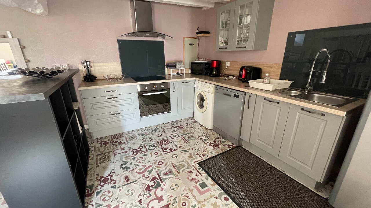Photo of Kitchen in Surdres