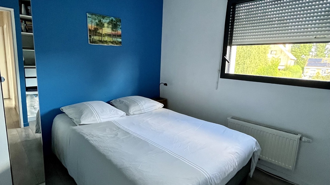 Photo of Bedroom in Perenchies
