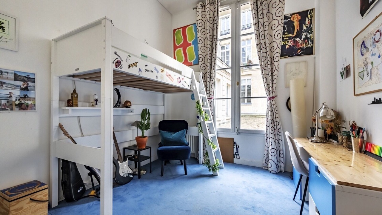 Photo of Others in 3rd Arrondissement