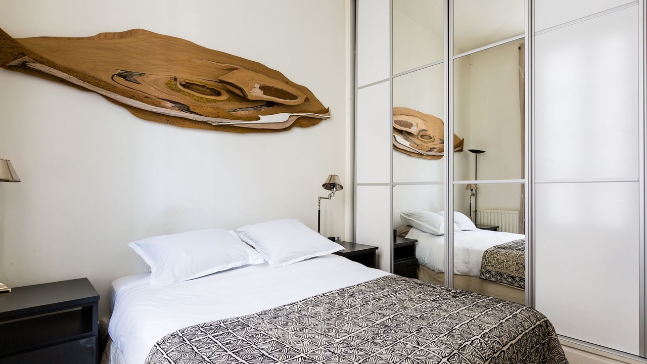 Photo of Bedroom in 3rd Arrondissement