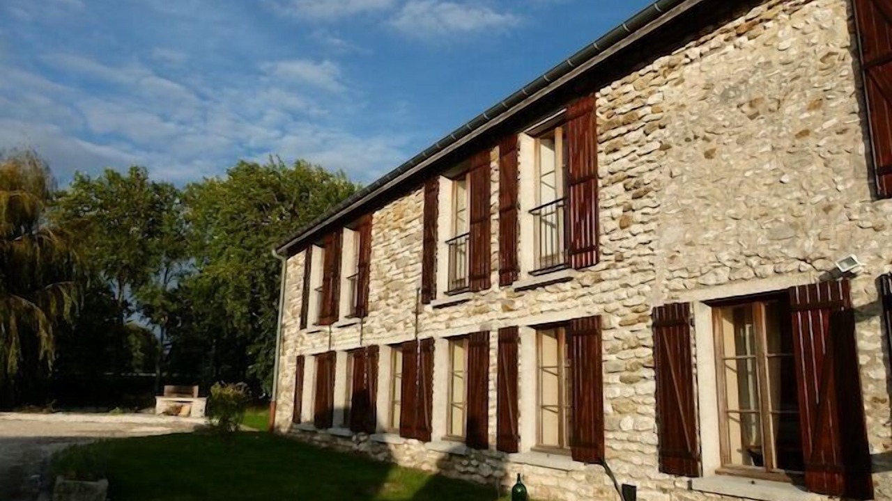 Photo of Outdoor in Pecy