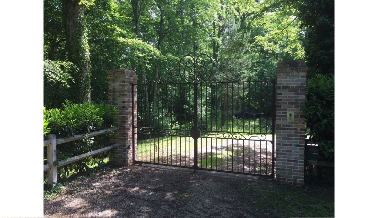 Photo of Outdoor in Adon
