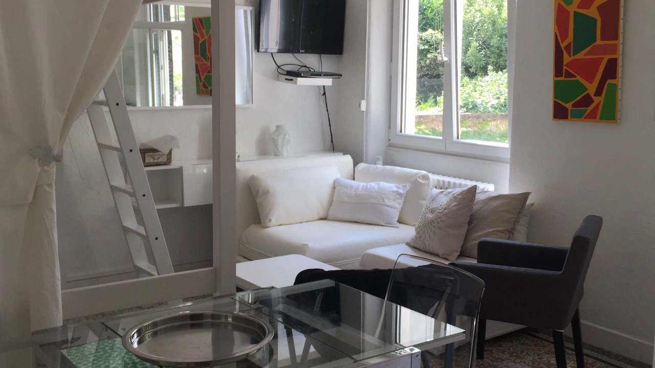 Photo of Livingroom in Faubourg North