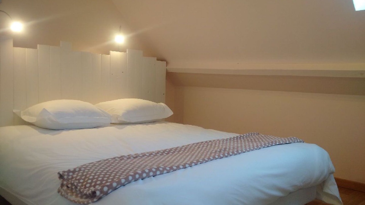 Photo of Bedroom in Pende