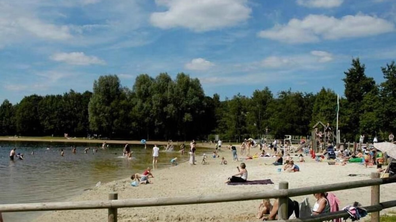 Photo of Others in Magny-le-Desert