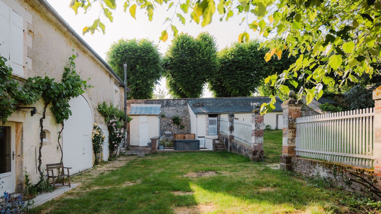 Photo of Outdoor in Thury