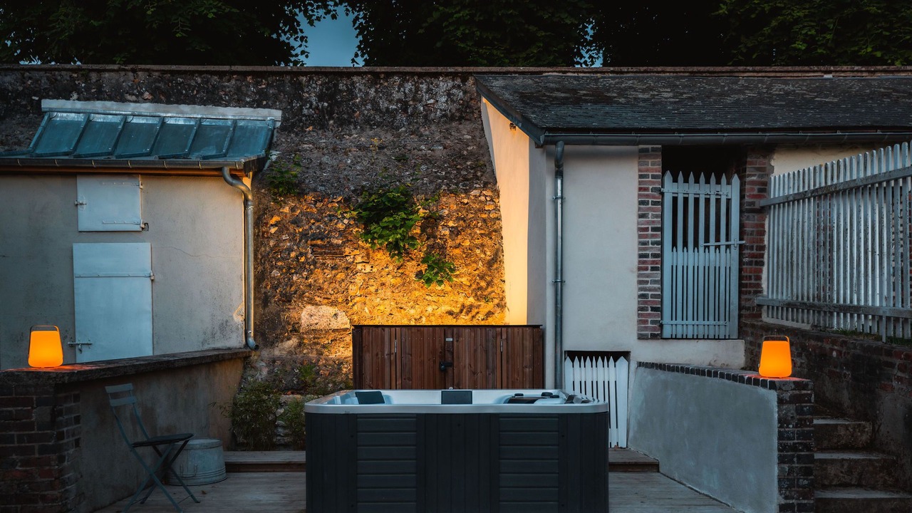 Photo of Outdoor in Thury