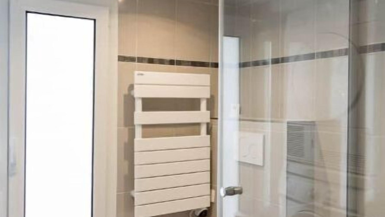 Photo of Bathroom in Vivienne