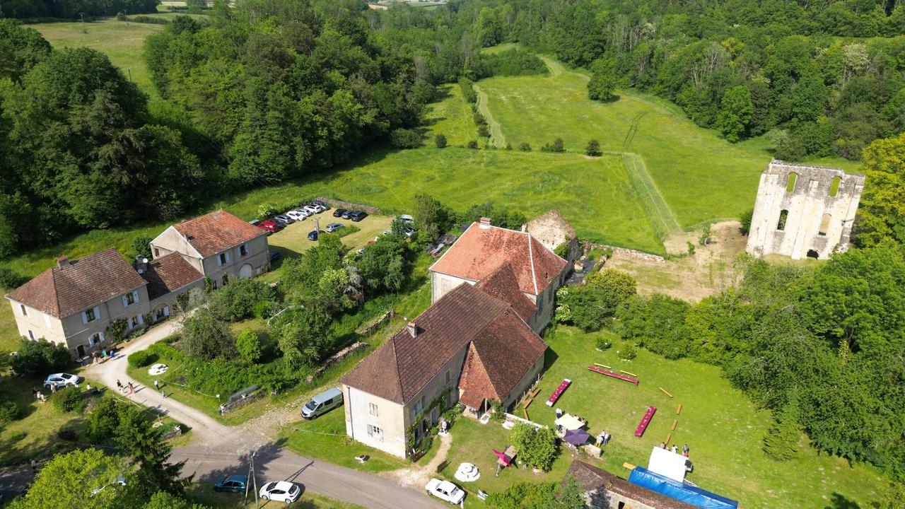 Photo of Outdoor in Montigny-les-Cherlieu