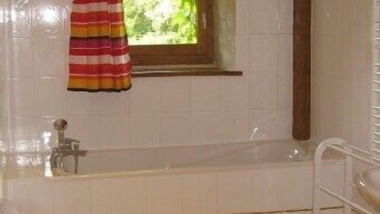 Photo of Bathroom in Dirol