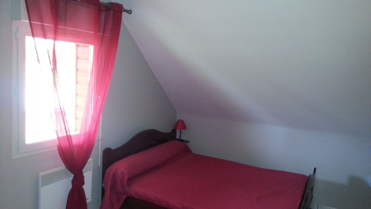 Photo of Bedroom in La Cerlangue
