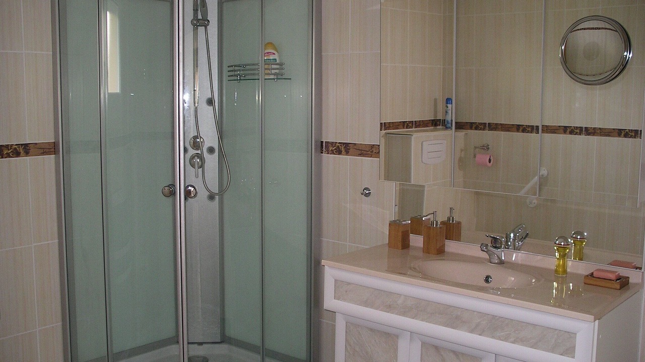 Photo of Bathroom in Pende