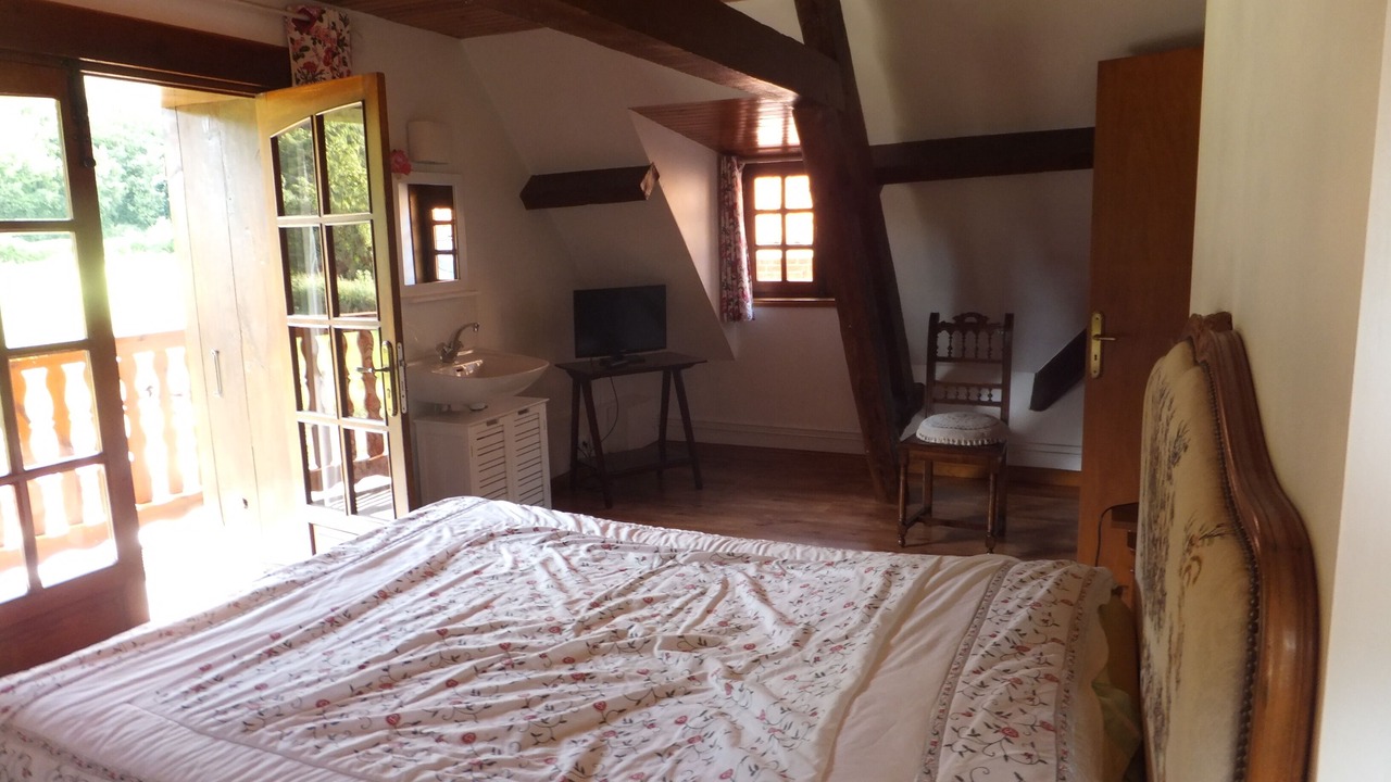 Photo of Bedroom in Eps