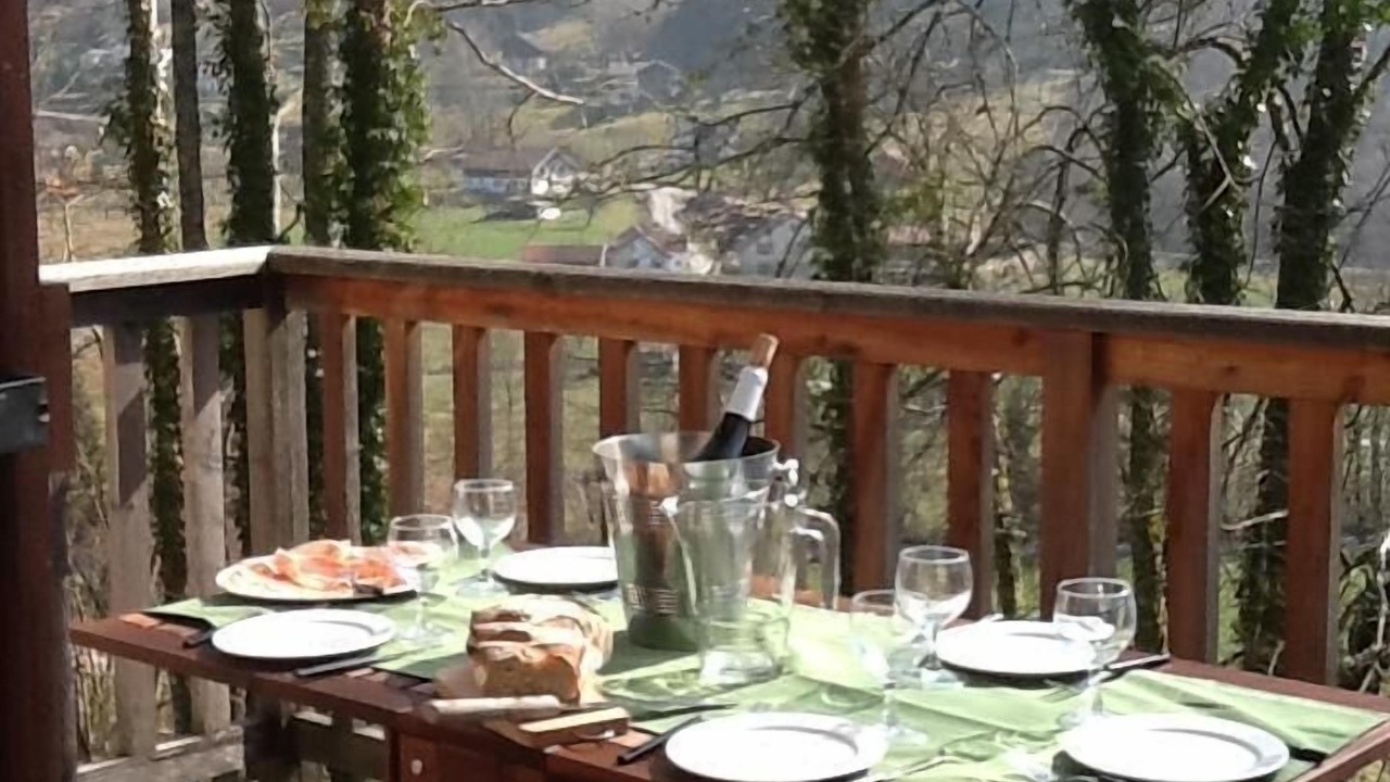 Photo of Outdoor in Rochesson