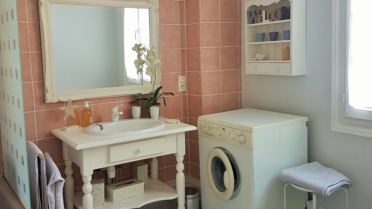 Photo of Bathroom in Trouville-sur-Mer