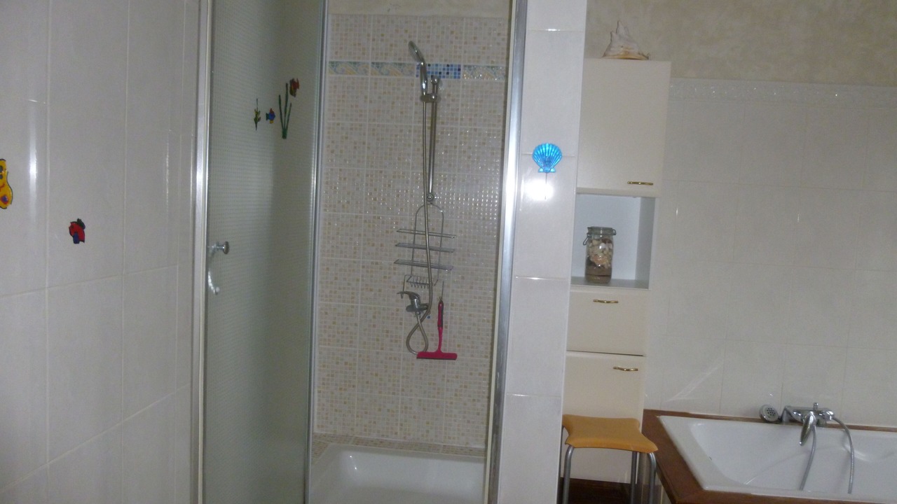 Photo of Bathroom in Equihen-Plage