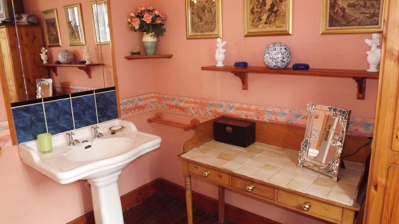 Photo of Bathroom in Saint-Valery-sur-Somme