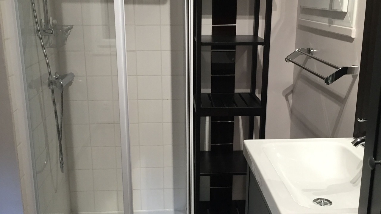 Photo of Bathroom in Ablon