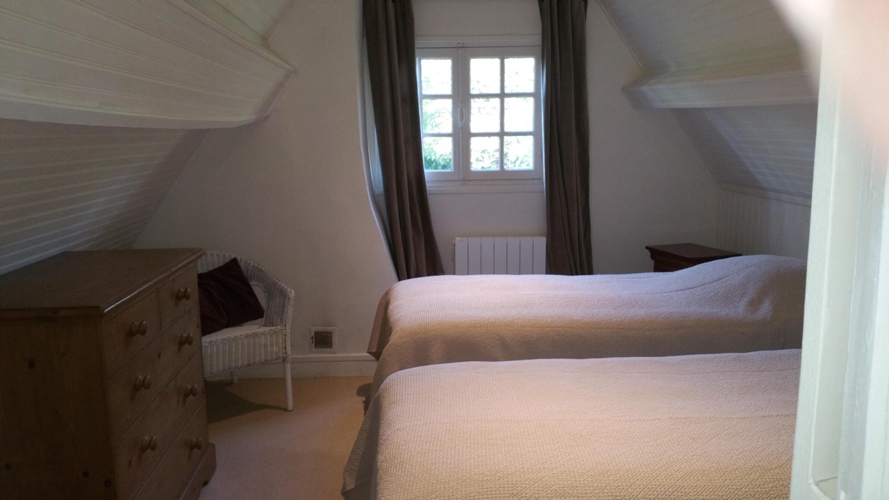 Photo of Bedroom in Manneville-la-Raoult