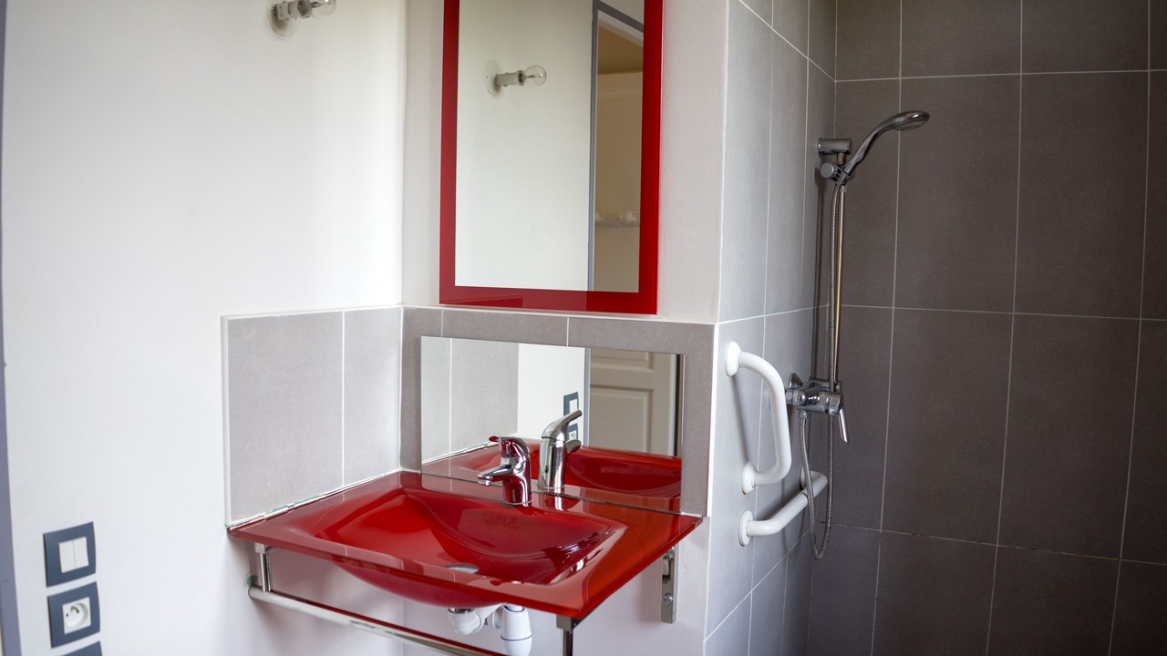 Photo of Bathroom in Sassetot-le-Mauconduit