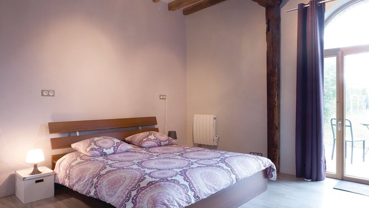 Photo of Bedroom in Grigneuseville