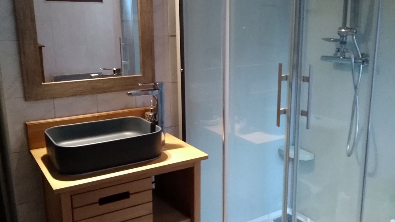 Photo of Bathroom in Ablon