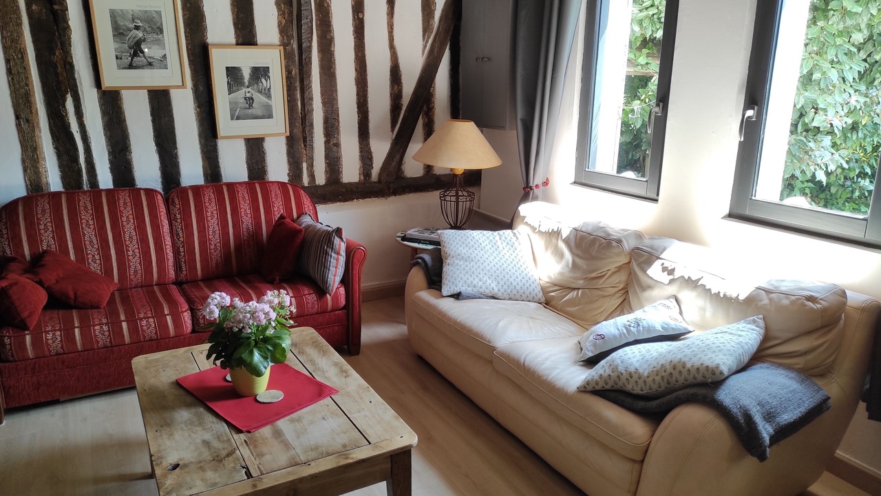 Photo of Livingroom in Ablon